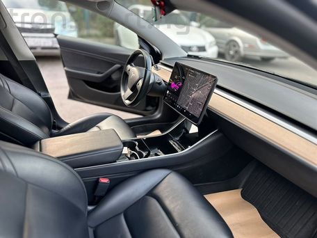 Tesla Model 3, 2019 — photo 6