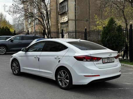 Hyundai Avante, 2018 — 照片 2