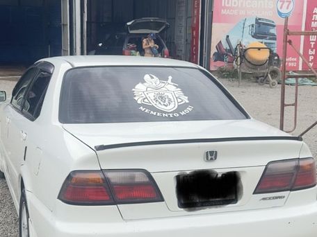 Honda Accord, 1999 — 照片 4