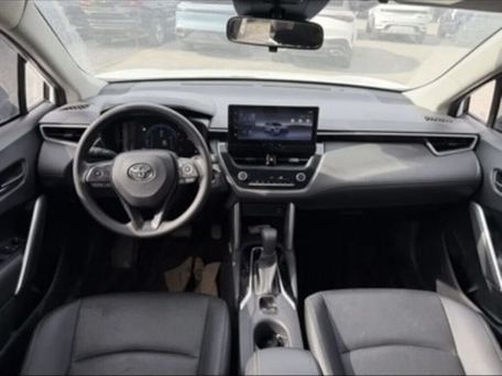 Toyota Corolla Cross, 2025 — 照片 9