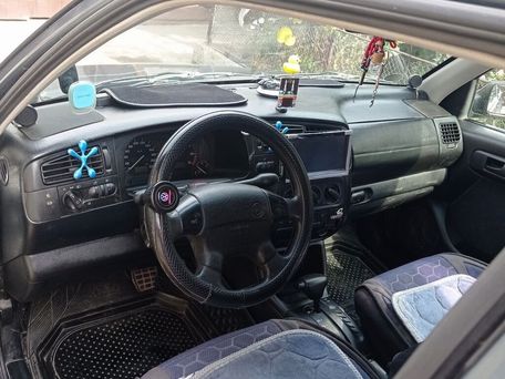Volkswagen Vento, 1996 — 照片 5
