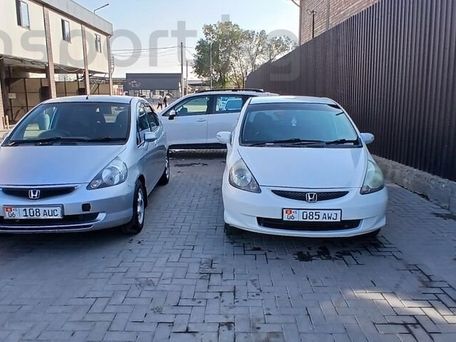 Honda Fit, 2005 — photo 1
