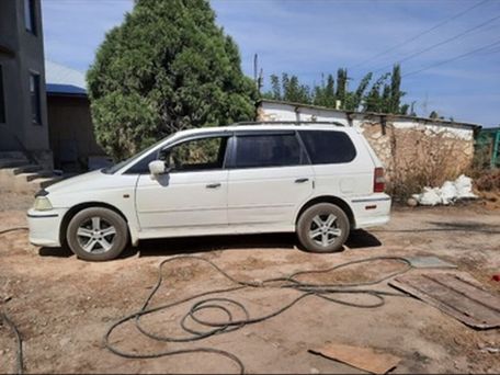 Honda Odyssey, 2000 — 照片 1