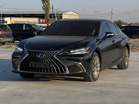 Lexus ES, 2021 — photo 3
