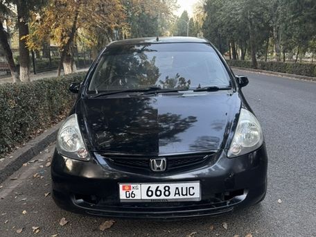 Honda Fit, 2002 — photo 1