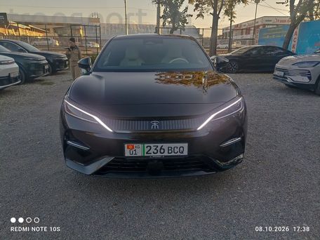 BYD Song L, 2023 — 照片 1