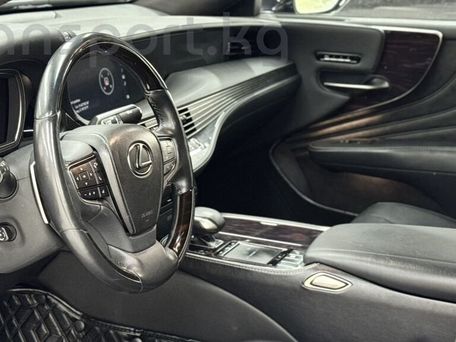Lexus LS, 2018 — photo 11