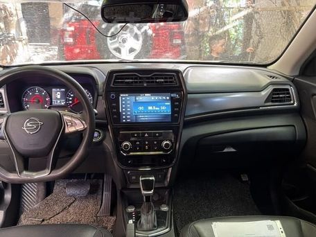 SsangYong Tivoli, 2020 — photo 6