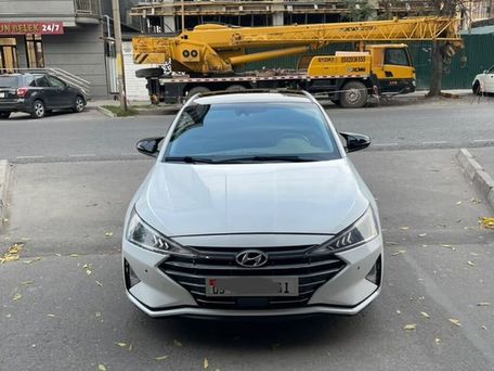 Hyundai Avante, 2019 — фото 1