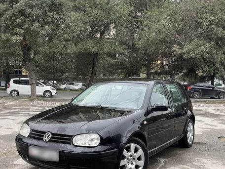 Volkswagen Golf, 2003