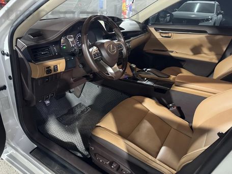 Lexus ES, 2017 — photo 10