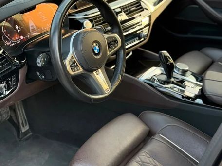 BMW 5 серии, 2023 — 照片 9