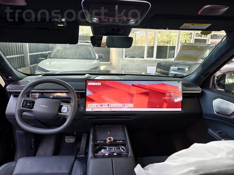 Lynk & Co 900, 2025 — 照片 8