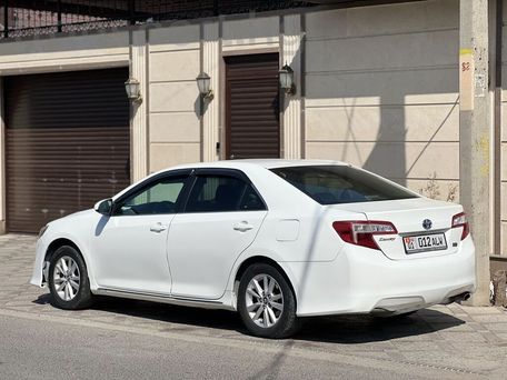 Toyota Camry, 2013 — photo 2