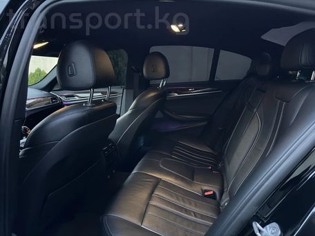 BMW 5 Series, 2018 — сүрөт 9