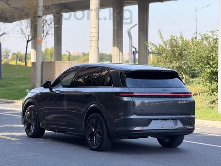 Li Auto (Lixiang) L7, 2023 — 照片 3