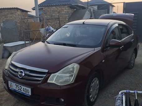 Nissan Almera, 2015 — 照片 1