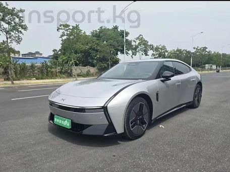Xpeng P7+, 2025 — photo 1