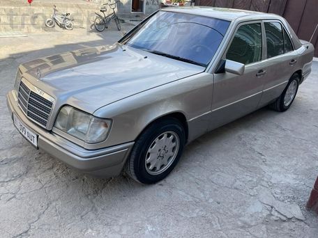 Mercedes-Benz W124, 1994 — photo 5