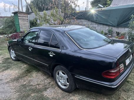 Mercedes-Benz E-Класс, 2001 — сүрөт 3