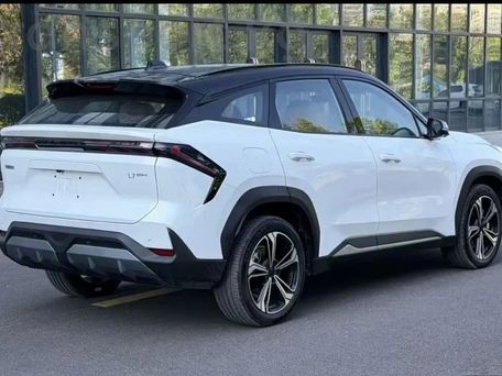 Geely Galaxy L7, 2024 — photo 4