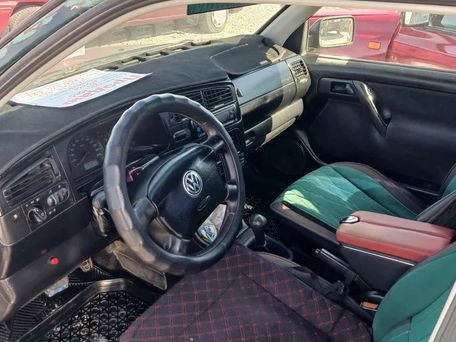 Volkswagen Vento, 1995 — photo 4