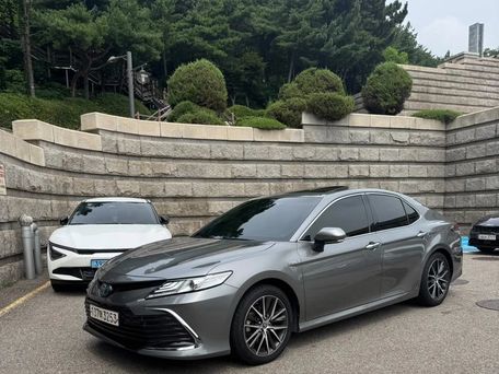Toyota Camry, 2022 — фото 1