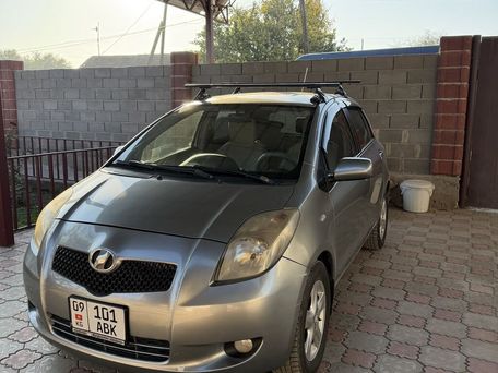 Toyota Yaris, 2008 — photo 1