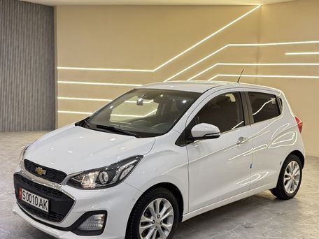 Chevrolet Spark, 2018 — фото 1