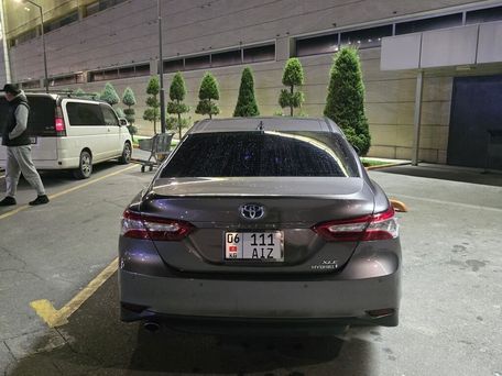 Toyota Camry, 2017 — 照片 3