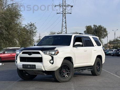 Toyota 4Runner, 2019 — фото 1