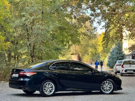 Toyota Camry, 2018 — фото 2