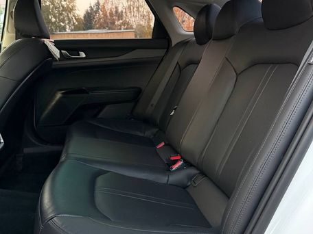 Kia K5, 2021 — photo 15