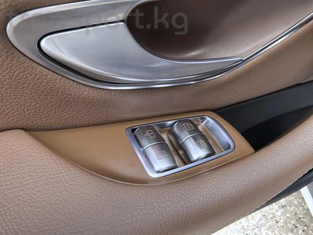 Mercedes-Benz E-Класс, 2023 — сүрөт 8