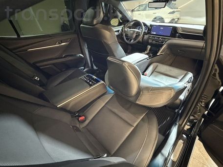 Toyota Camry, 2025 — фото 13