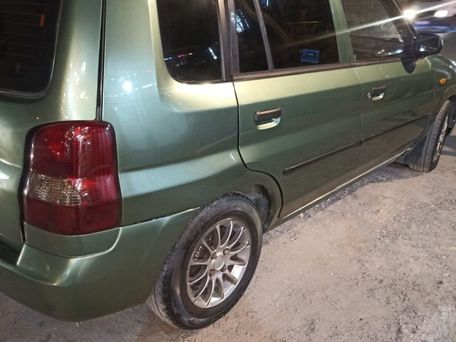 Mazda Demio, 2000 — photo 9