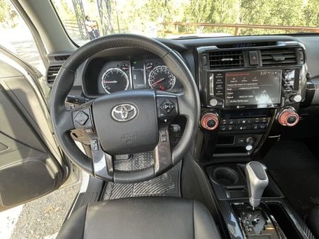 Toyota 4Runner, 2020 — сүрөт 12