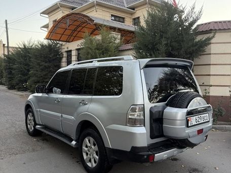 Mitsubishi Pajero, 2009 — photo 6