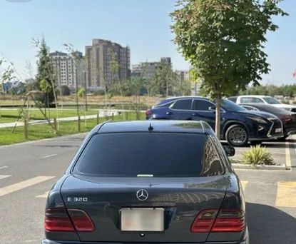 Mercedes-Benz E-Class, 2002 — photo 2