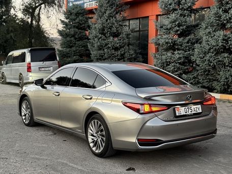 Lexus ES, 2021 — photo 6
