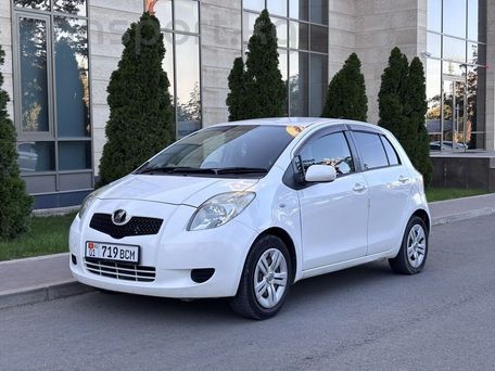 Toyota Vitz, 2005 — фото 1