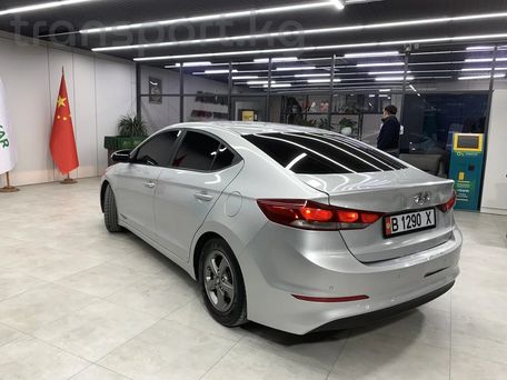 Hyundai Avante, 2018 — сүрөт 3