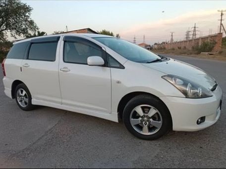 Toyota Wish, 2003 — photo 4