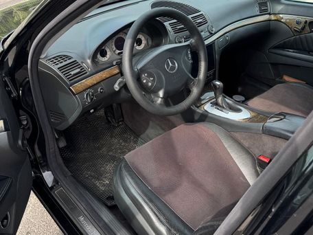 Mercedes-Benz E-Класс, 2004 — 照片 3