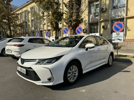 Toyota Corolla, 2021 — 照片 2