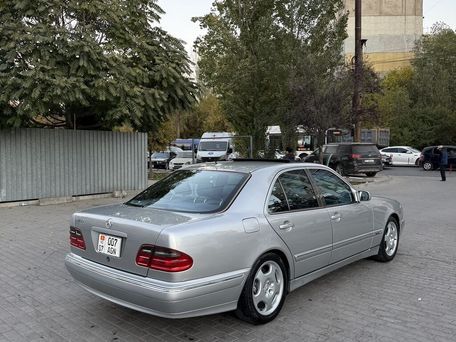 Mercedes-Benz E-Class, 2001 — сүрөт 2