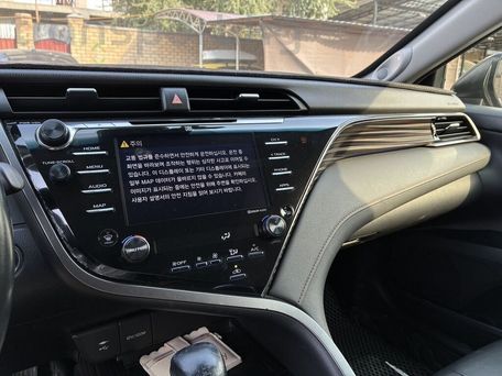 Toyota Camry, 2019 — фото 15