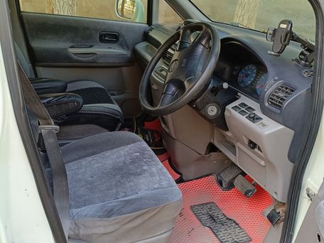 Nissan Serena, 2001 — сүрөт 5