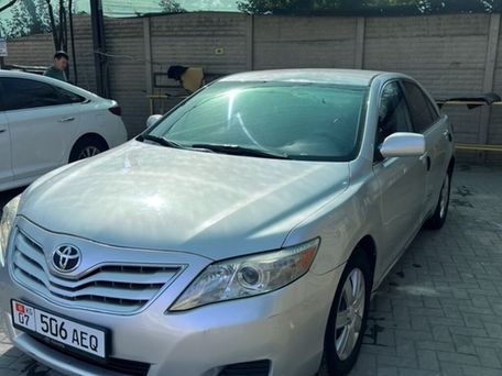 Toyota Camry, 2010 — фото 2