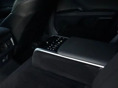 Toyota Camry, 2025 — фото 10